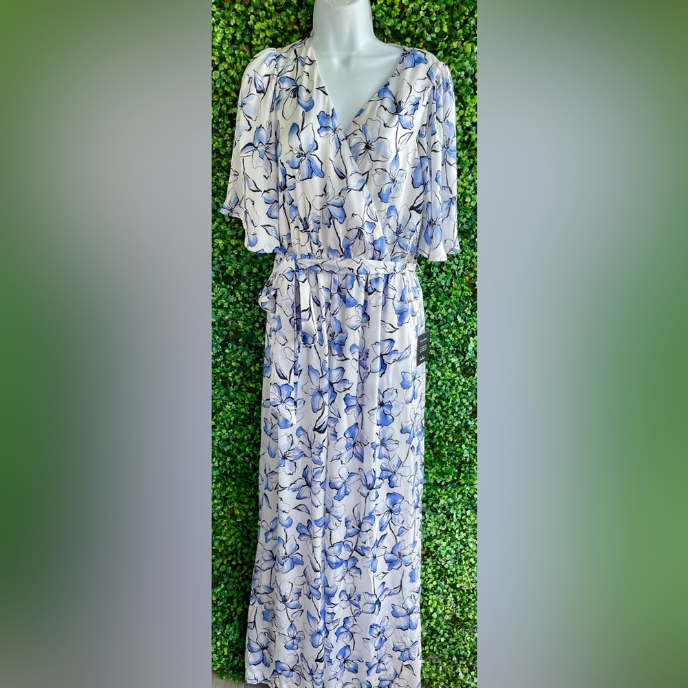 Lulus | True Masterpiece White Floral Print Satin Wide-Leg Jumpsuit - NWT - Picture 6 of 16